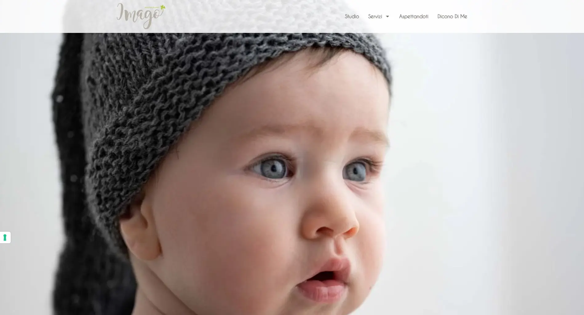 Primo piano di neonato nel portfolio fotografico di Imago Photography